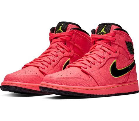 nike jordan sneakers women